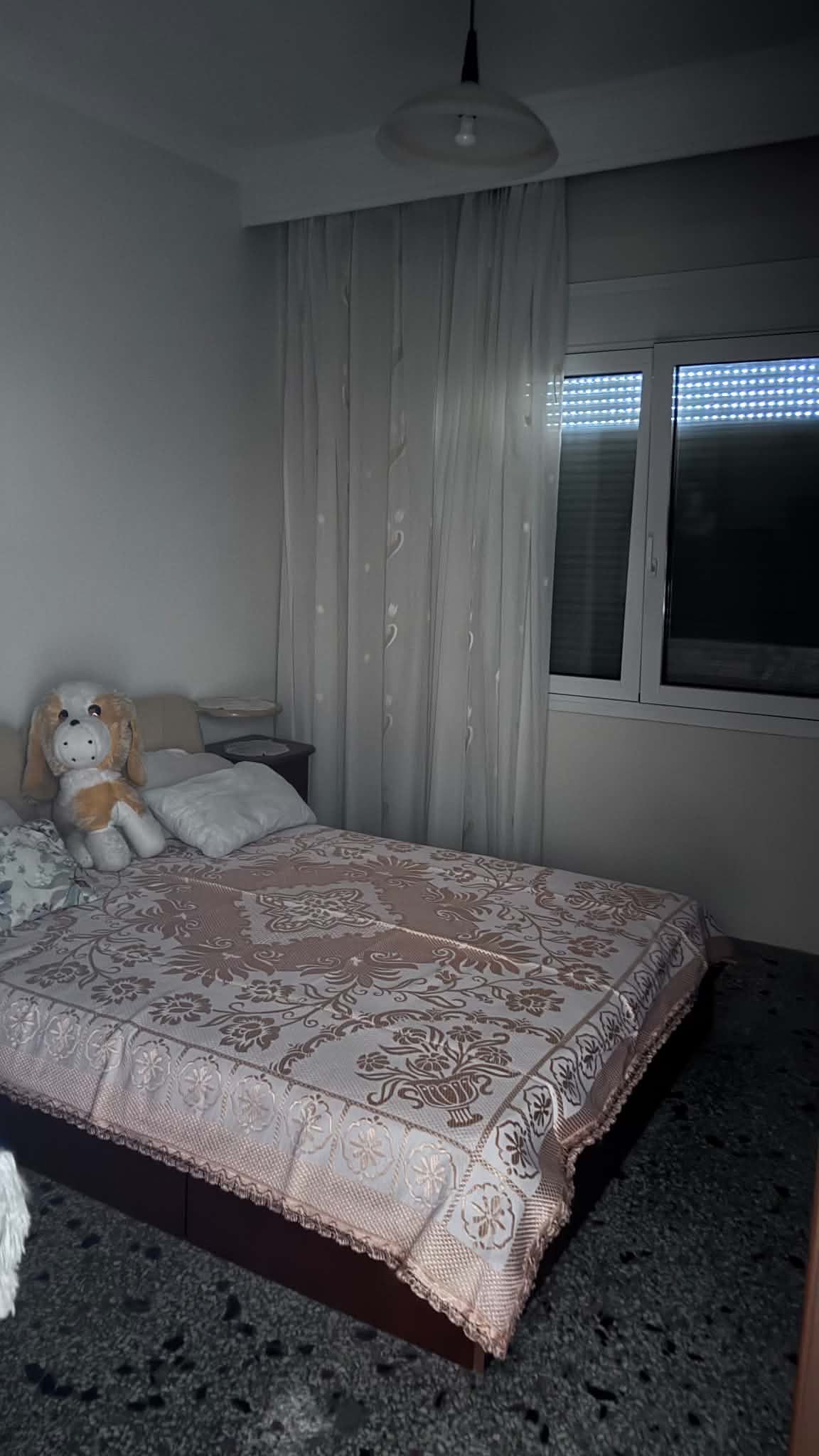 POR-001 bedroom